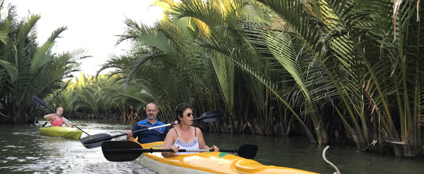 hoi-an-coco-palm-ancient-town-su-kayak-mangrove